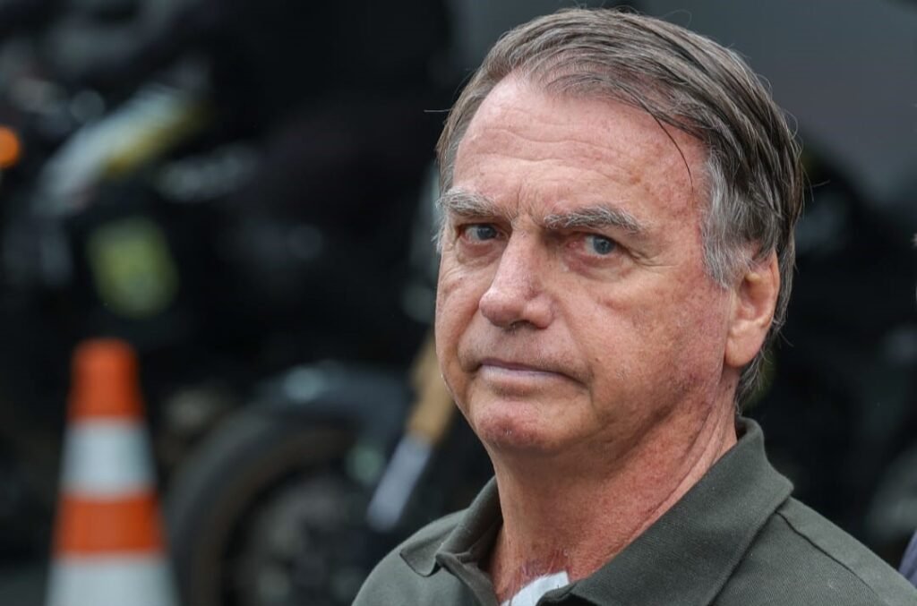 Lulistas do STF afirmam nos bastidores que não ‘aceitam’ indulto para Bolsonaro