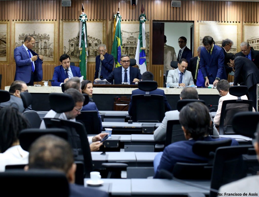 Câmara aprova projeto para garantir saúde mental de professores