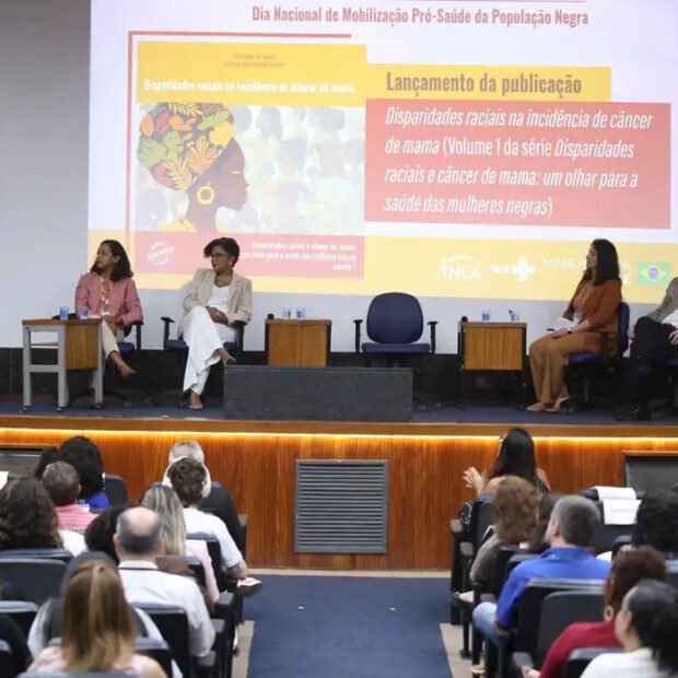 Mulheres negras morrem quase 4 vezes mais de câncer de mama