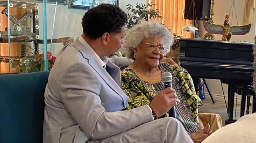 Aos 107 anos, mulher revela o que acredita ser o segredo para viver tanto