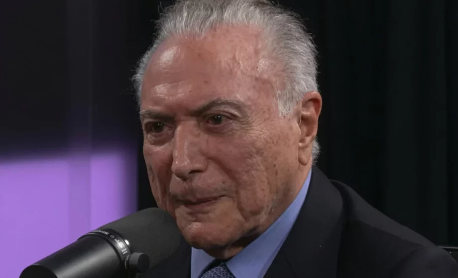 Temer anuncia apoio a Flávio Bolsonaro no segundo turno contra Lula